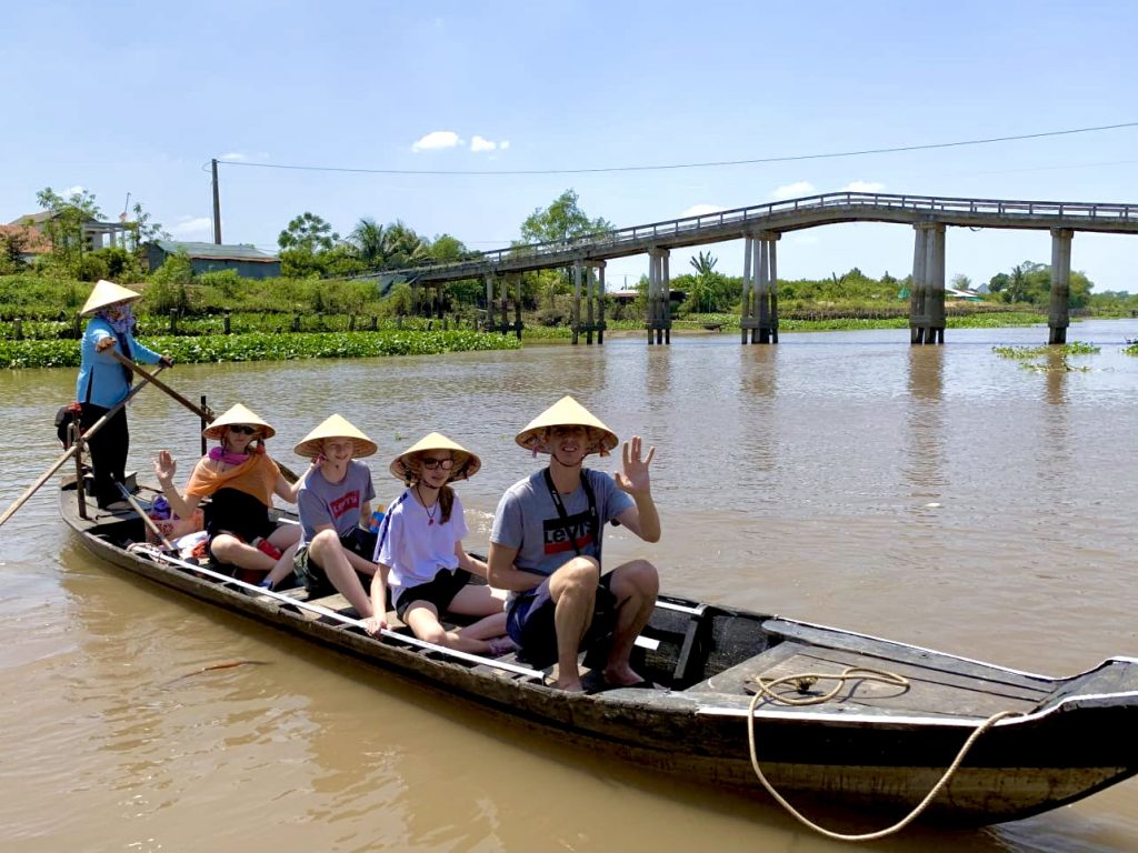 Balade en sampan Vietnam
