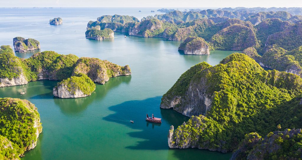 Baie d'Halong au Vietnam 