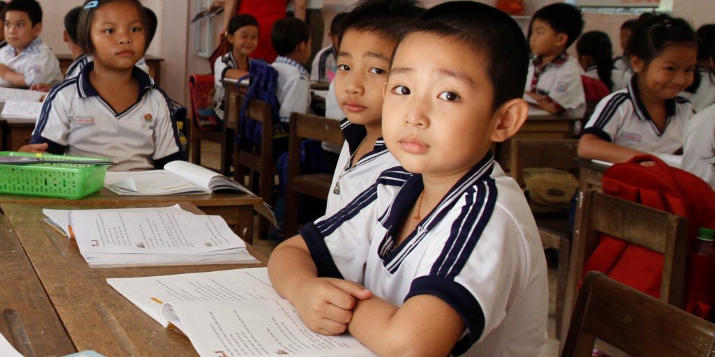 Investissement dans l'éducation durant un voyage solidaire au Vietnam